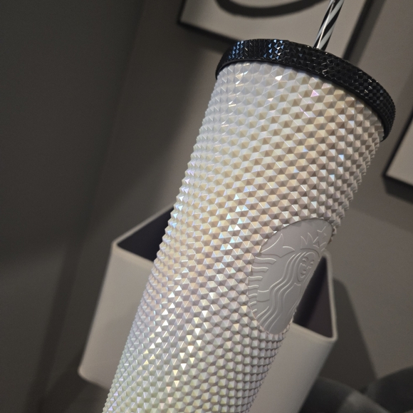 NWT Starbucks Philippines Zebra Studded 24oz - Picture 5 of 8